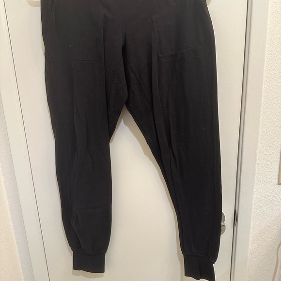 Lululemon joggers - Picture 3 of 3